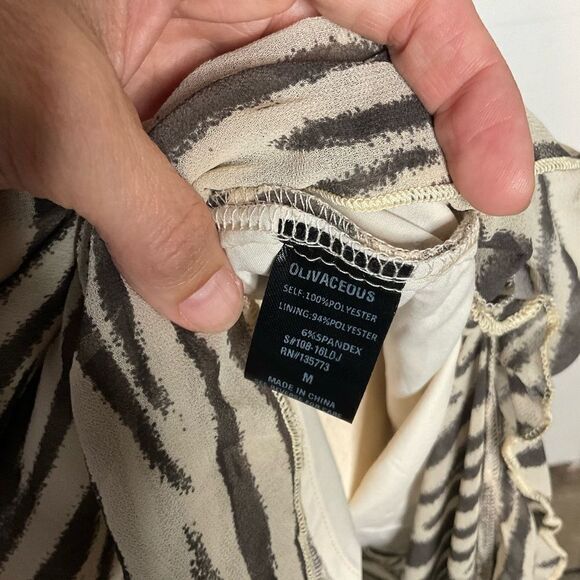 NWT Olivaceous Zebra Safari Print Ruffle Slit Side Maxi Dress Medium - Picture 7 of 12